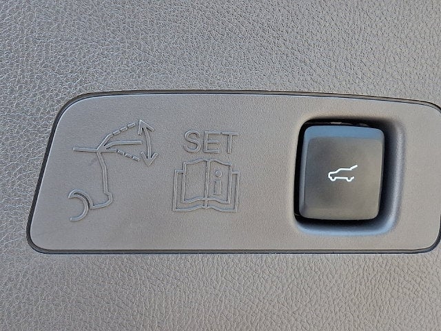 2023 Lincoln Corsair Standard AWD w/101a