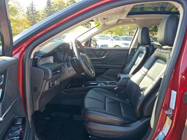 2024 Lincoln Corsair Premiere AWD w/101a, Panoramic Sunroof, Jet Package