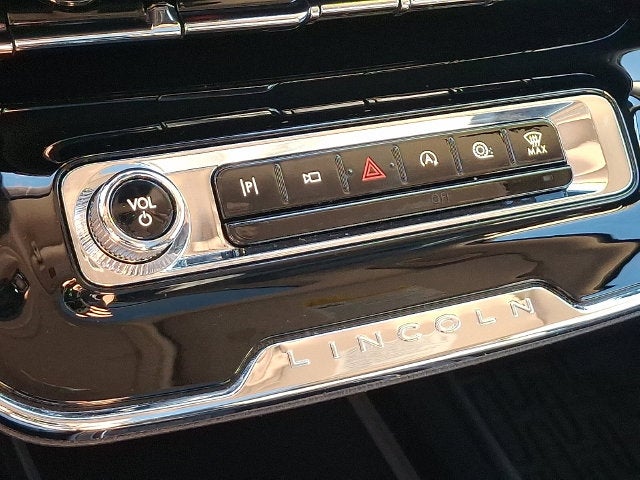 2024 Lincoln Corsair Premiere AWD w/101a, Panoramic Sunroof, Jet Package
