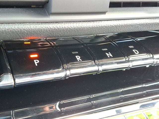 2023 Lincoln Corsair Standard AWD w/102A