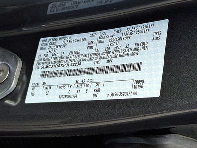 2023 Lincoln Corsair Standard AWD w/102A