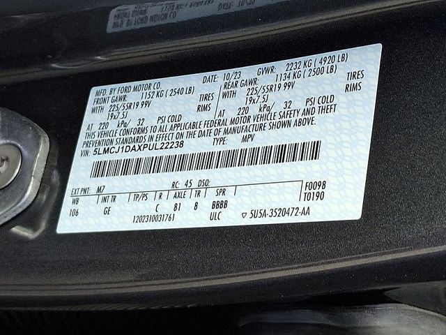 2023 Lincoln Corsair Standard AWD w/102A