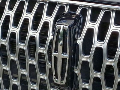2023 Lincoln Corsair Standard AWD w/102A