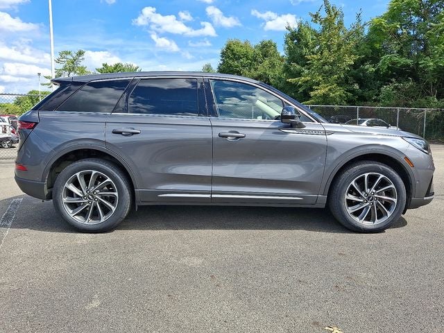 2023 Lincoln Corsair Standard AWD w/102A