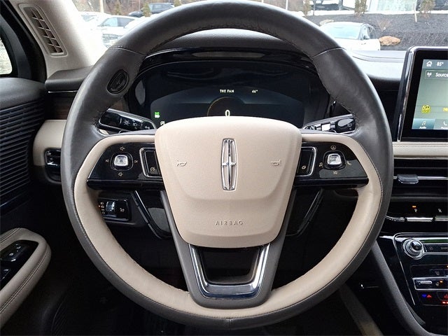 2022 Lincoln Corsair Reserve AWD w/Elements Pkg, Panoramic Sunroof