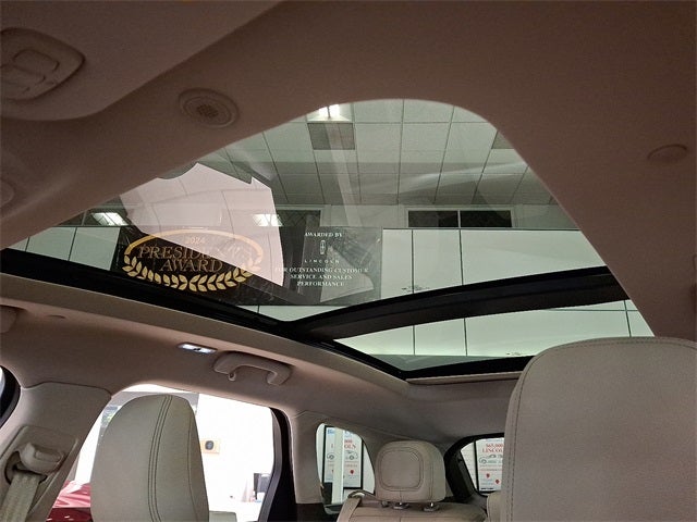 2022 Lincoln Corsair Reserve AWD w/201a