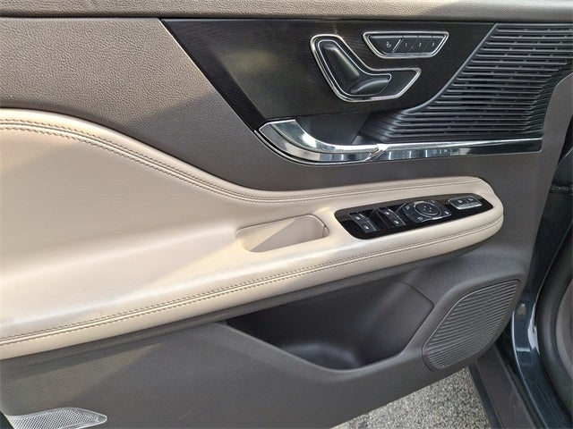 2022 Lincoln Corsair Reserve AWD w/Elements Pkg