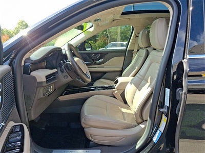 2022 Lincoln Corsair Reserve AWD w/201a, Monochromatic Pkg