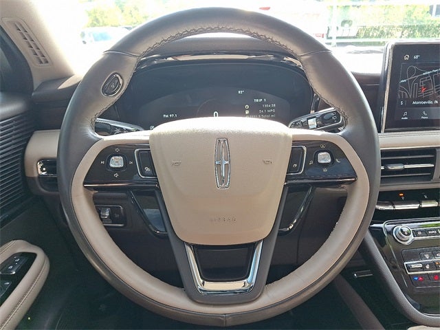 2022 Lincoln Corsair Reserve AWD w/201a, Monochromatic Pkg