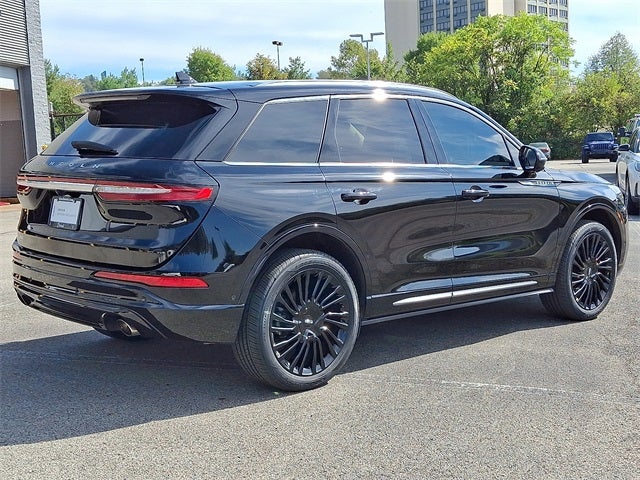 2022 Lincoln Corsair Reserve AWD w/201a, Monochromatic Pkg