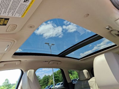 2022 Lincoln Corsair Reserve AWD w/Luxury/Monochromatic/Elements Pkgs