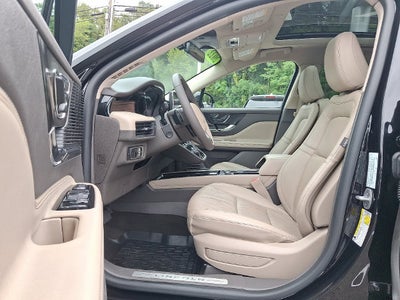 2022 Lincoln Corsair Reserve AWD w/Monochromatic/Elements Pkgs