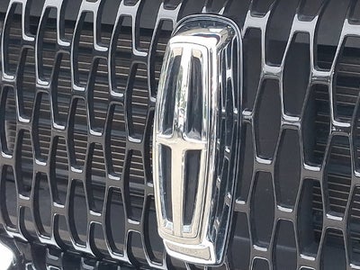 2022 Lincoln Corsair Reserve AWD w/Monochromatic/Elements Pkgs