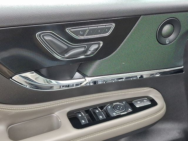 2023 Lincoln Corsair Reserve AWD w/202a, Perfect Position Seating