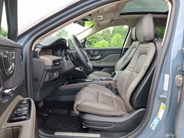 2023 Lincoln Corsair Reserve AWD w/202a, Perfect Position Seating