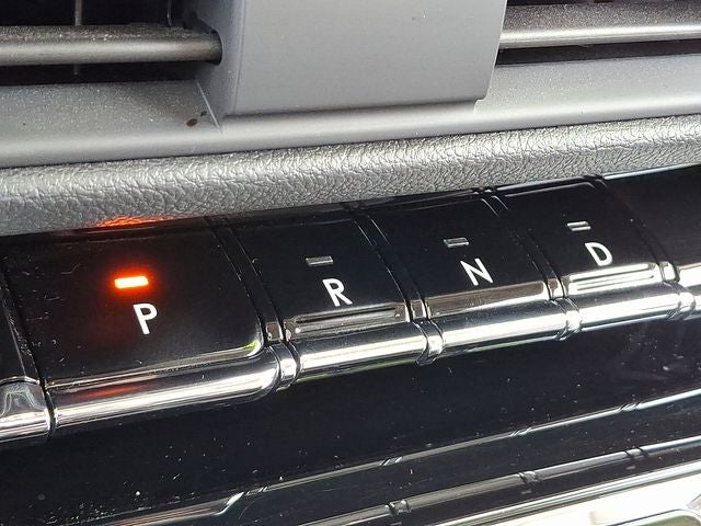 2023 Lincoln Corsair Reserve AWD w/202a, Perfect Position Seating