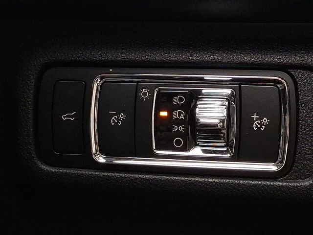2023 Lincoln Corsair Reserve AWD w/202a, Perfect Position Seating