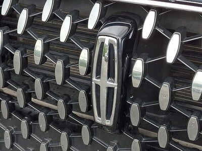 2023 Lincoln Corsair Reserve AWD w/202a, Perfect Position Seating