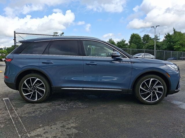 2023 Lincoln Corsair Reserve AWD w/202a, Perfect Position Seating