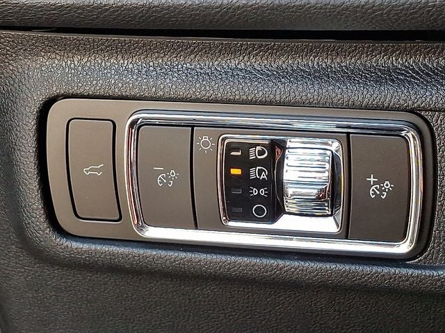 2023 Lincoln Corsair Reserve AWD w/202a, Perfect Position Seats, Jet Package