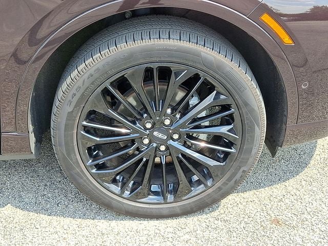 2023 Lincoln Corsair Reserve AWD w/202a, Perfect Position Seats, Jet Package