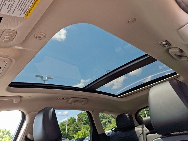 2023 Lincoln Corsair Reserve AWD w/201a