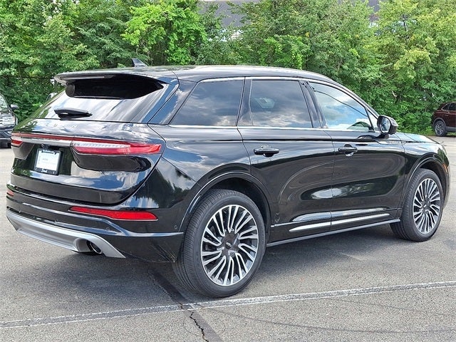 2022 Lincoln Corsair Reserve AWD w/2.3L, 201a, Sport Package