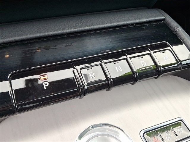 2025 Lincoln Navigator Reserve 4x4 w/202a