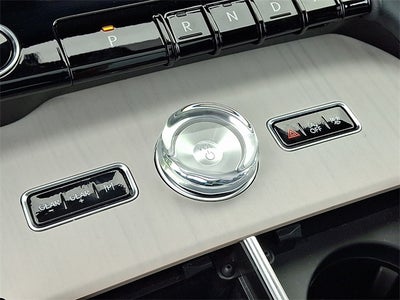 2025 Lincoln Navigator Reserve 4x4 w/202a