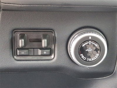 2025 Lincoln Navigator Reserve 4x4 w/202a