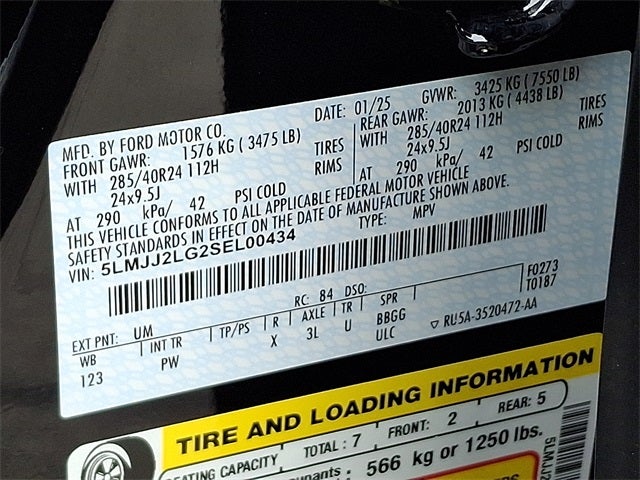 2025 Lincoln Navigator Reserve 4x4 w/202a