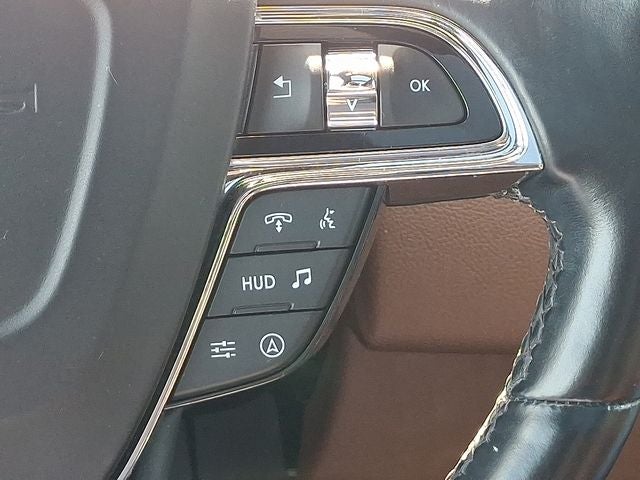 2023 Lincoln Navigator Reserve 4x4 w/201a, Monochromatic Package
