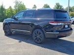 2023 Lincoln Navigator Reserve 4x4 w/201a, Monochromatic Package