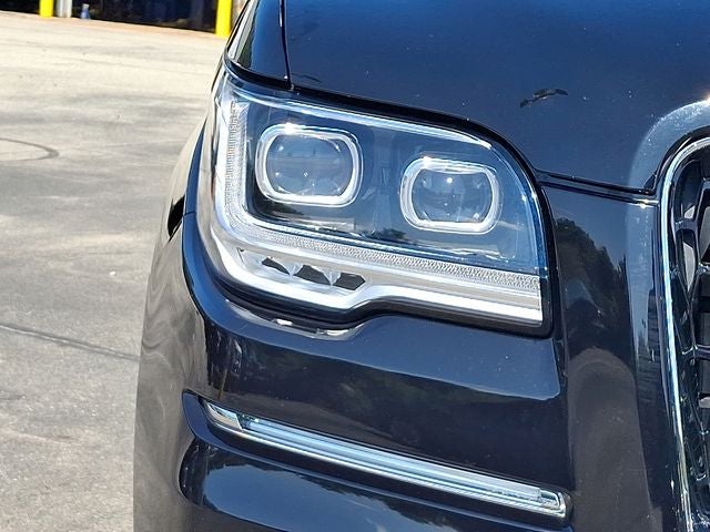 2023 Lincoln Navigator Reserve 4x4 w/201a, Monochromatic Package