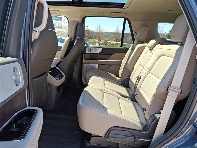 2022 Lincoln Navigator Reserve 4x4 w/201a