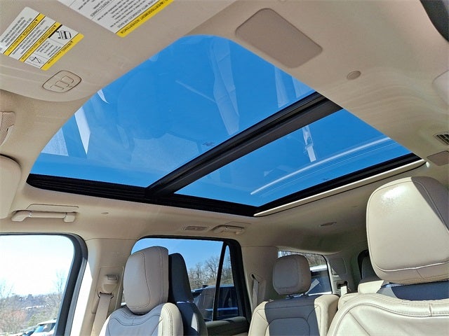 2022 Lincoln Navigator Reserve 4x4 w/201a