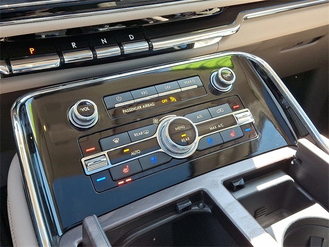 2022 Lincoln Navigator Reserve 4x4 w/201a