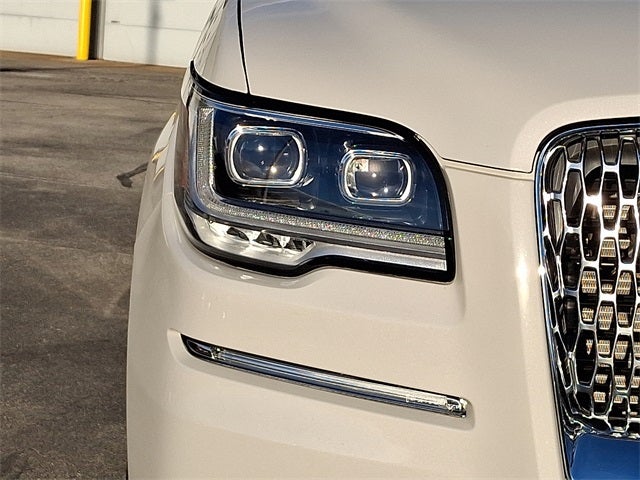 2022 Lincoln Navigator Reserve 4x4 w/201a