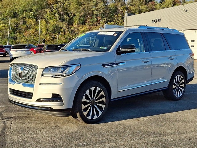 2022 Lincoln Navigator Reserve 4x4 w/201a
