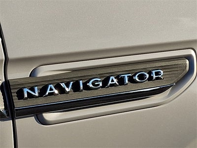 2022 Lincoln Navigator Reserve 4x4 w/201a