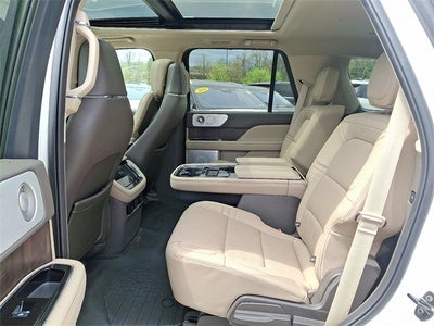 2022 Lincoln Navigator Reserve 4x4 w/201a