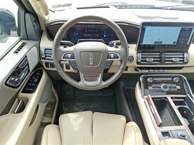 2022 Lincoln Navigator Reserve 4x4 w/201a