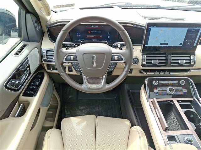 2022 Lincoln Navigator Reserve 4x4 w/201a