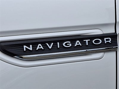 2022 Lincoln Navigator Reserve 4x4 w/201a