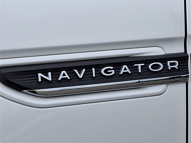 2022 Lincoln Navigator Reserve 4x4 w/201a