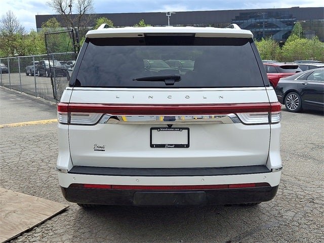 2022 Lincoln Navigator Reserve 4x4 w/201a