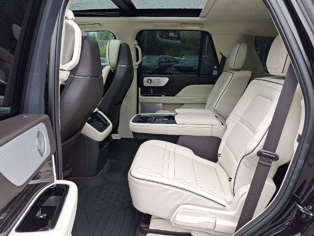 2024 Lincoln Navigator Black Label 4x4 w/Tow Pkg