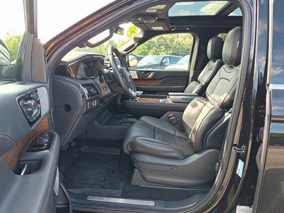 2022 Lincoln Navigator Black Label