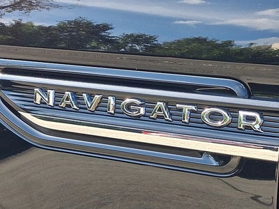 2022 Lincoln Navigator Black Label