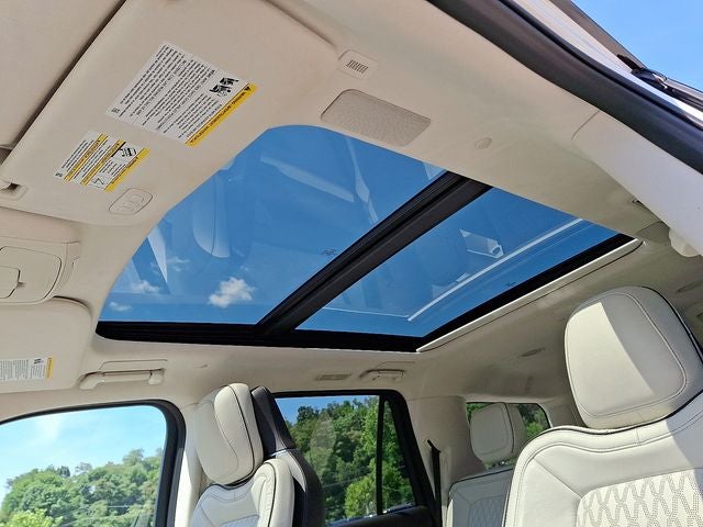 2022 Lincoln Navigator Black Label